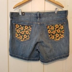 Boho Hippie Chic Upcycled Women's Denim Jean Shorts Sunflowers Pocket Size 38